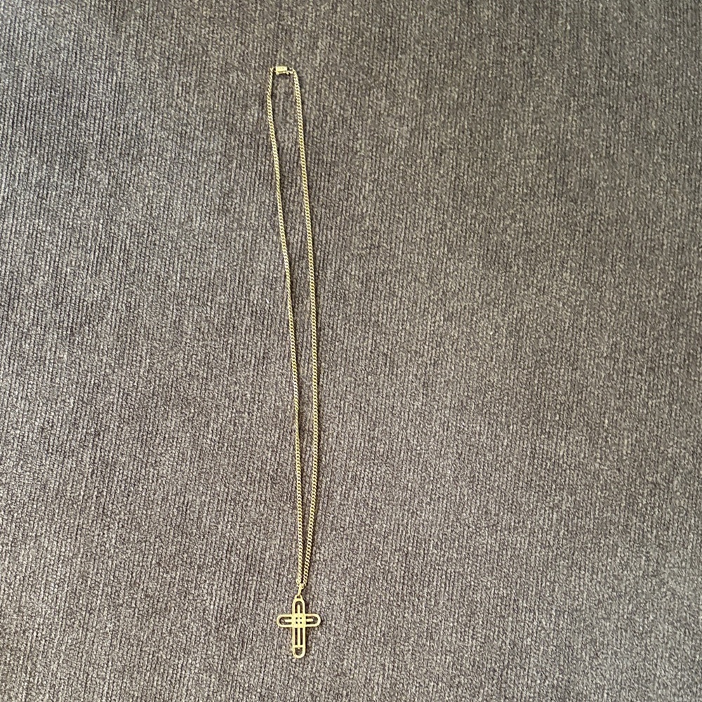Elegant Gold Cross Necklace